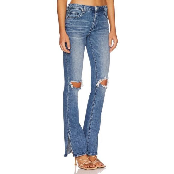 BLANKNYC 'Hoyt' Mini Boot Cut Jeans in Home Sweet 337/346 - Picture 2 of 16